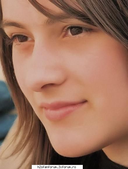 Hello - Buna.sunt Iulia. sunt din Medias jud Sibiu, am 13 - Ma primiti si pe mine?